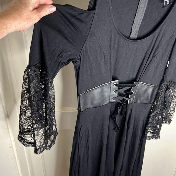 Hot Topic Black Lace Cold Shoulder Hi-Low Corset Dress Nwot Medium - Picture 4 of 8